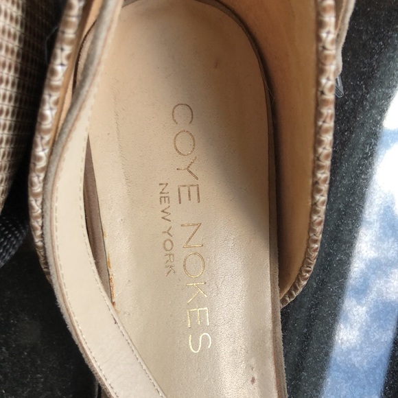 Suede sandals with ankle strap - Picture 3 of 5